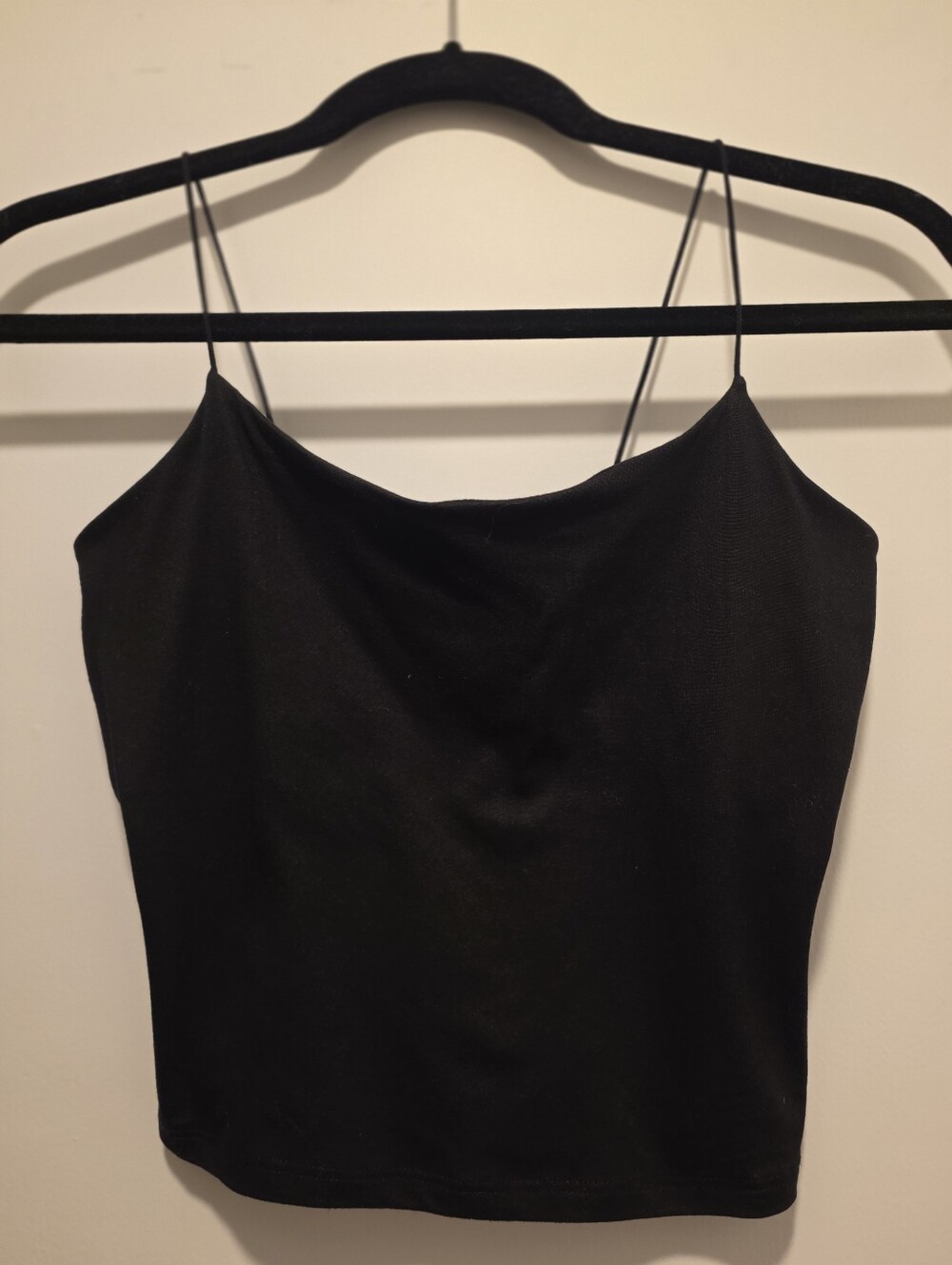 gaze Black Spaghetti-Strap Cami Cropped XS. Like New